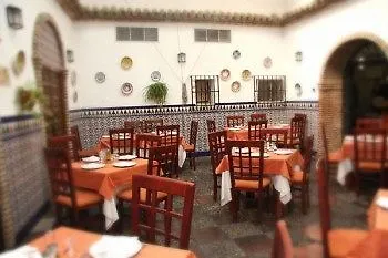 Hostal El Triunfo Cordoba Guest house